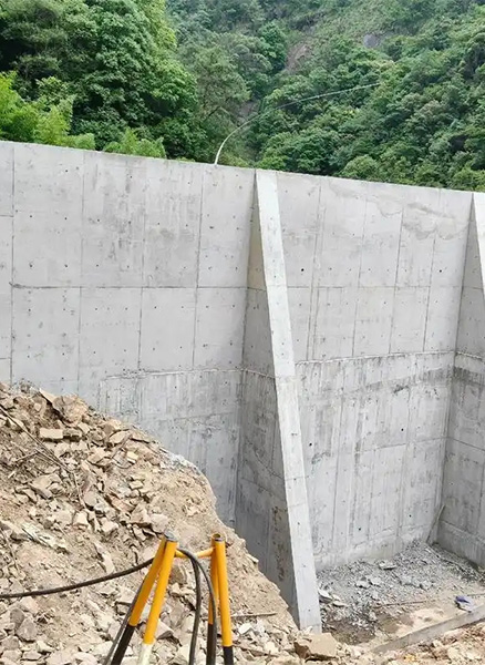 石家庄栾城县重力式挡土墙